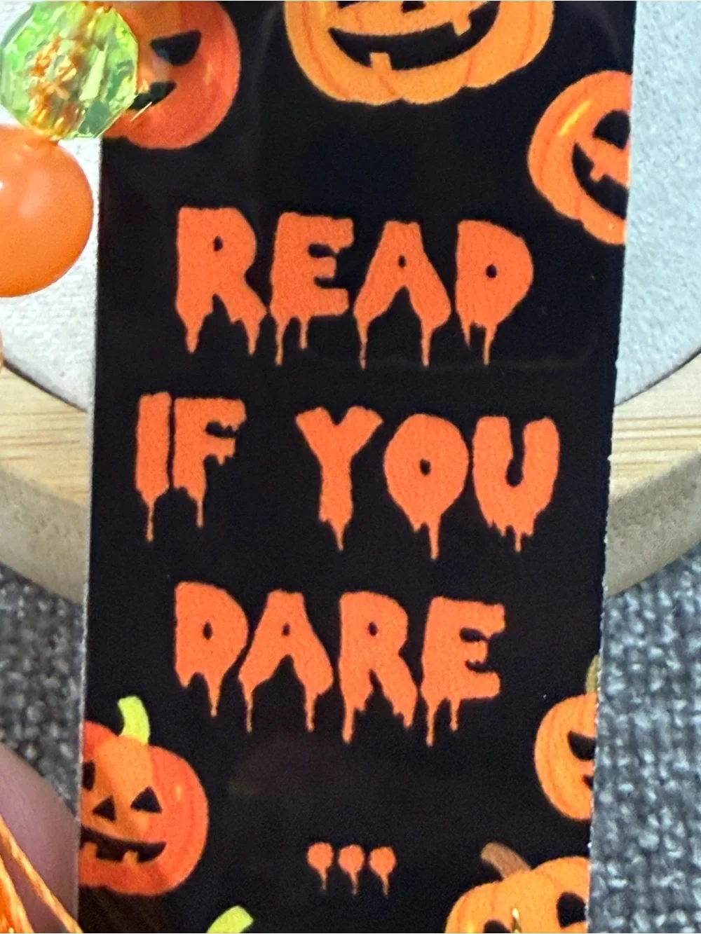 🎃Acrylic bookmark “Pumpkins” design, beads and 2 Charms. NWOT (Size small )